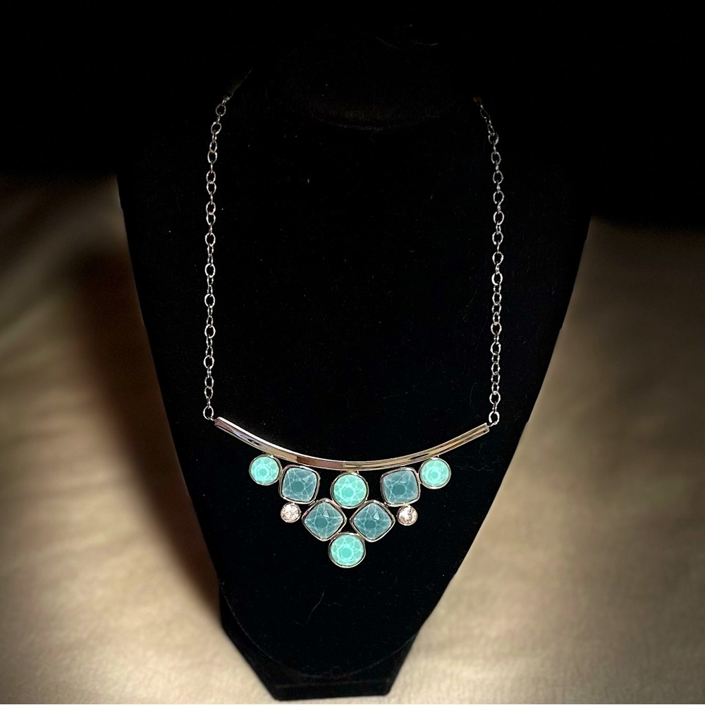 Tocara Stephanie RN69277 Blue Crystal Necklace NWT